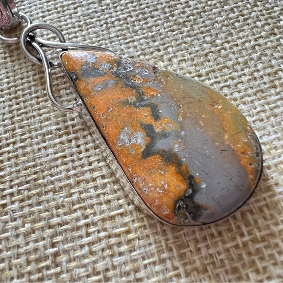 New Bumble Bee Jasper Stone Silver Overlay Pendant Necklace - Picture 3 of 4